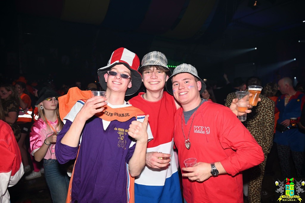 ../Images/Kick off 2025 340.jpg
